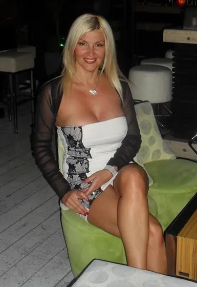 christine-cougar-boulogne-billancourt