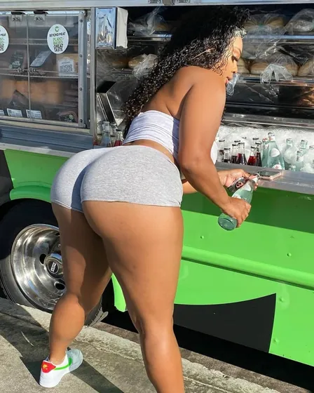 marie-cougar-nice